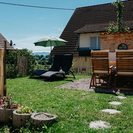 Ferienwohnung Am Weinberg Boetzingen Esterno foto